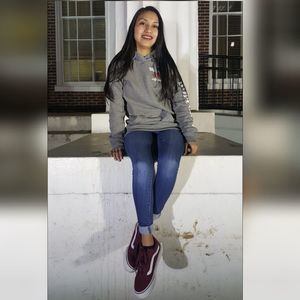 Meet your Posher, Celeste